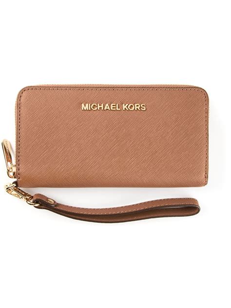 michael kors geldbeutel beige|saks Michael Kors wallets.